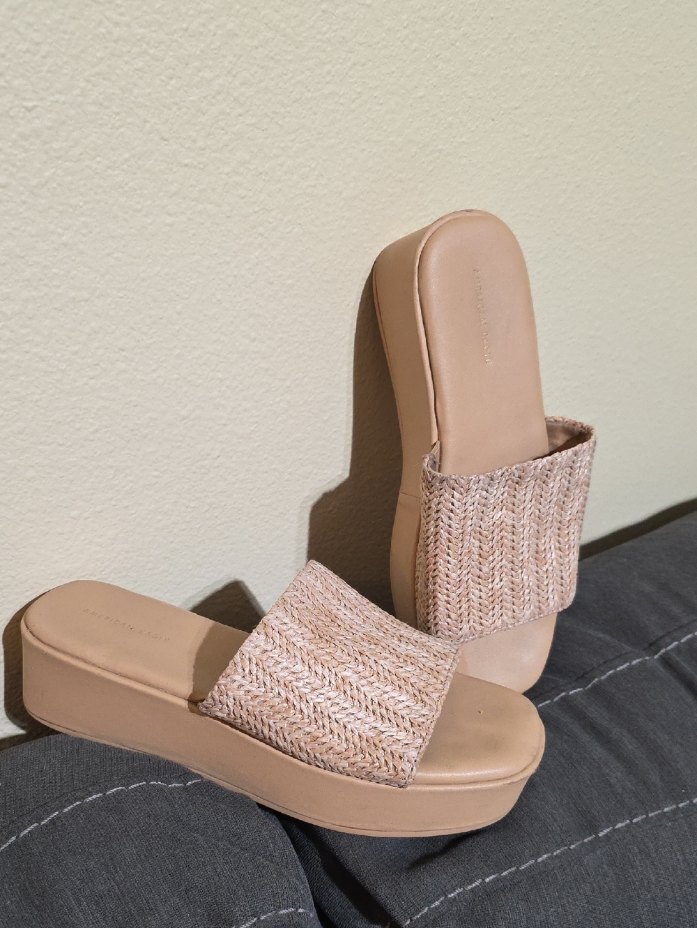 American Eagle Outfitters Woven Slide Platform Sandals in Tan